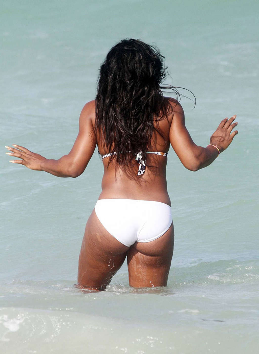 Serena Williams showing sexy body and hot ass in bikini on beach #75330769