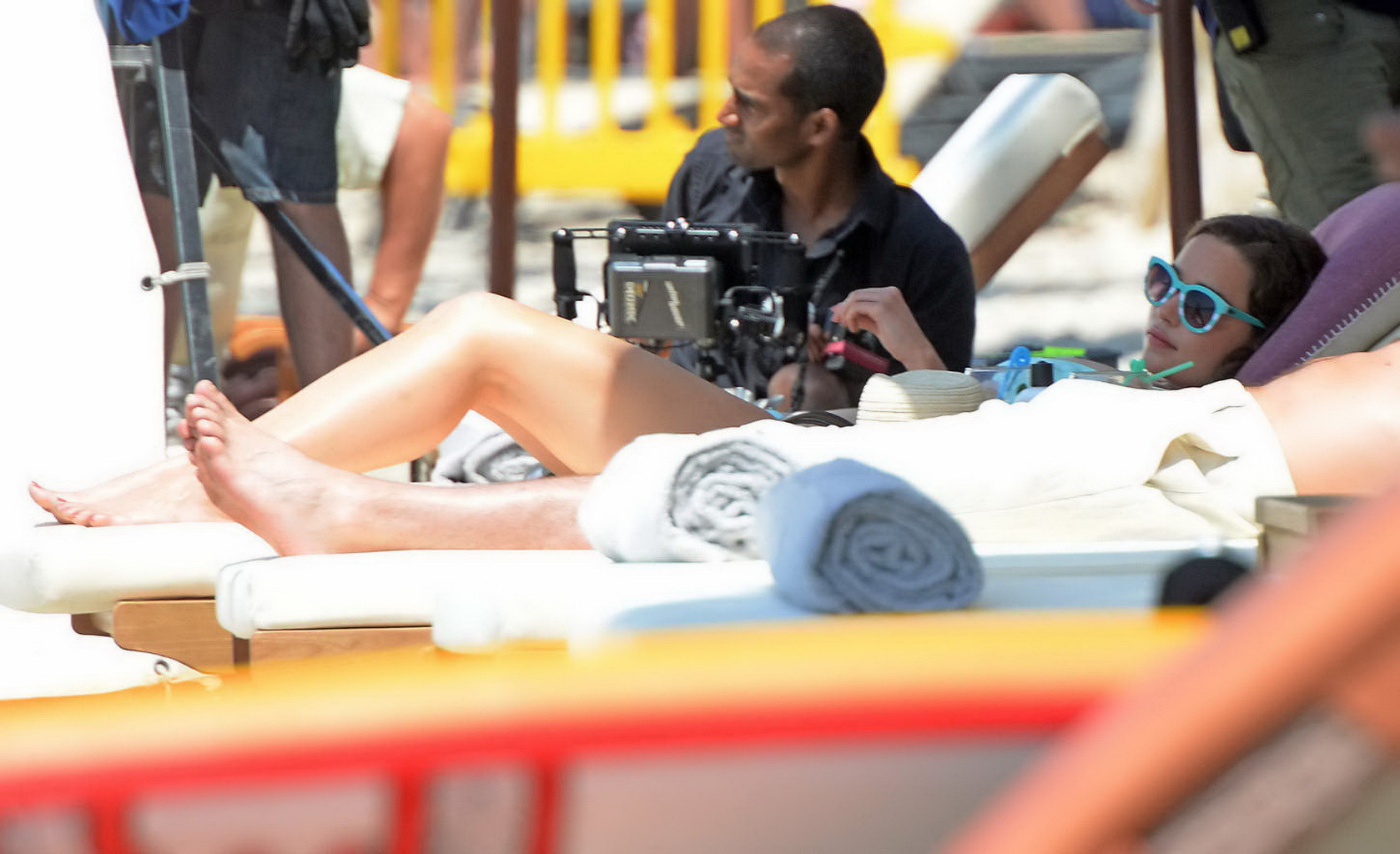 Emilia Clarke shows off her curvy bikini body at the beach while filming Me Befo #75161551