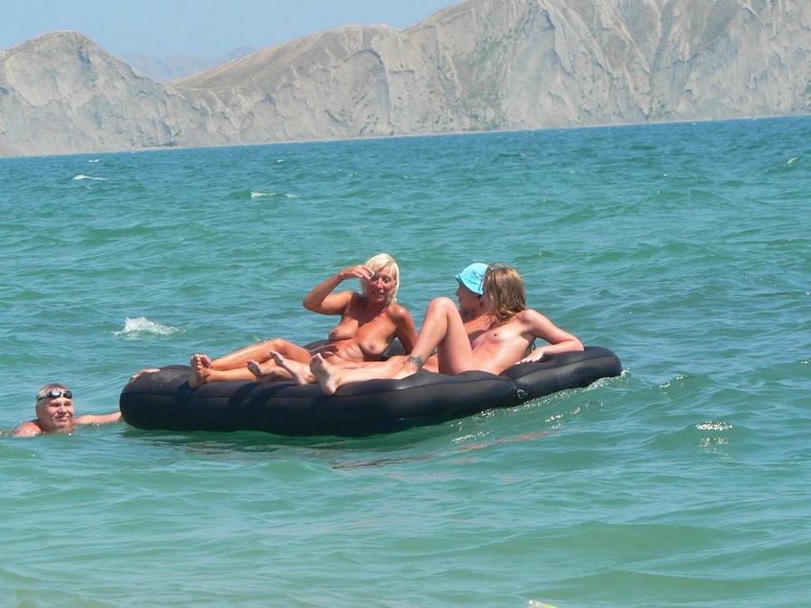 Increíbles fotos nudistas
 #72311234