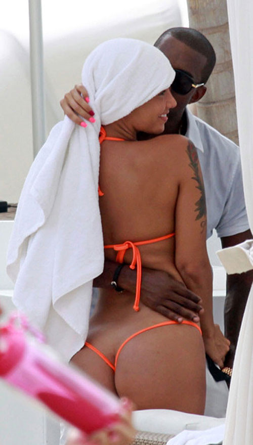 Amber Rose exposing her nice and big tits and great ass in thong paparazzi pictu #75382638