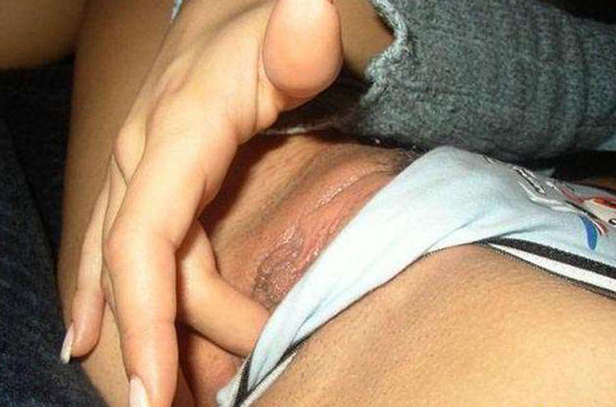 Pictures of a horny babe fingering her pussy #75783784
