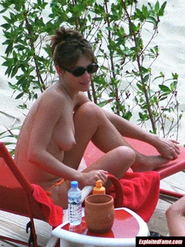 Celebrity Elizabeth Hurley exposed topless in public #75249774