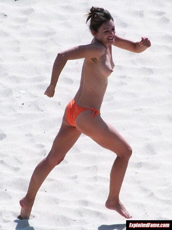 Celebrity Elizabeth Hurley exposed topless in public #75249785