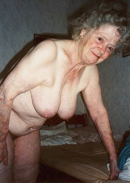 L'originale sito di sesso con le nonne dal 2000
 #68017470