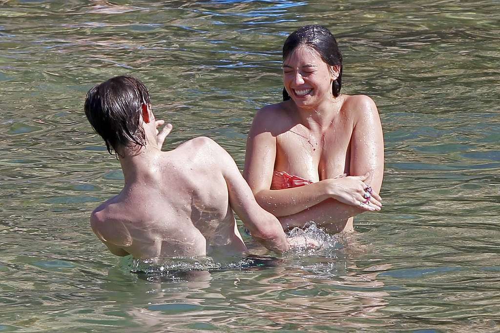 Daisy Lowe exposing her nice big boobs and in bikini on beach paparazzi shoots #75329149