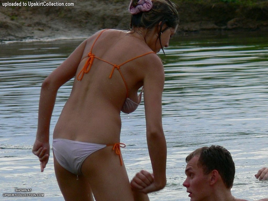 Sehen Sie viele wunderbare Brüste in heißen Bikinis verpackt
 #73175870