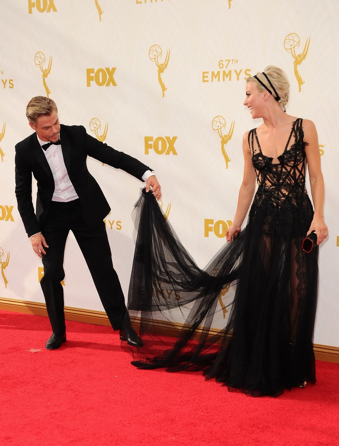 Julianne Hough mit durchsichtigen Brüsten und Höschen
 #75152225