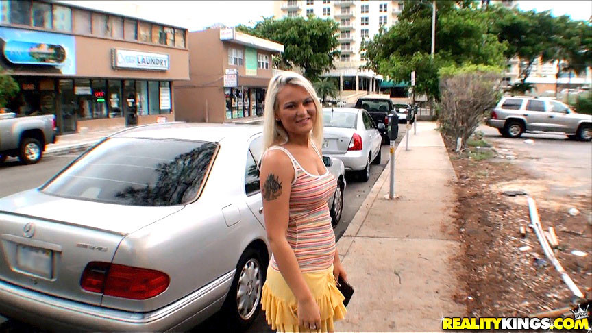 Hot mini skirt amateur teen fucks a mega dong after getting picked up in the str #74509200