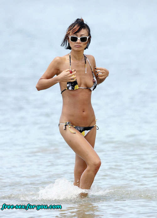 Bai Ling showing her pussy and small tits to paparazzi on beach #75419412