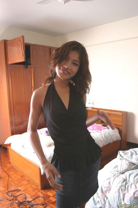 Beautiful asian shemale strokes and cums #79344595