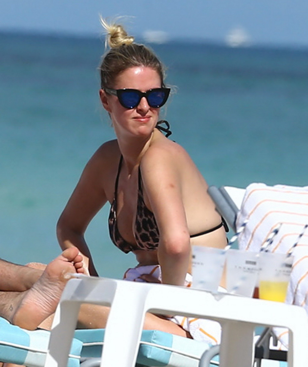 Nicky Hilton tanning her round ass in skimpy leopard print bikini at the beach i #75178915
