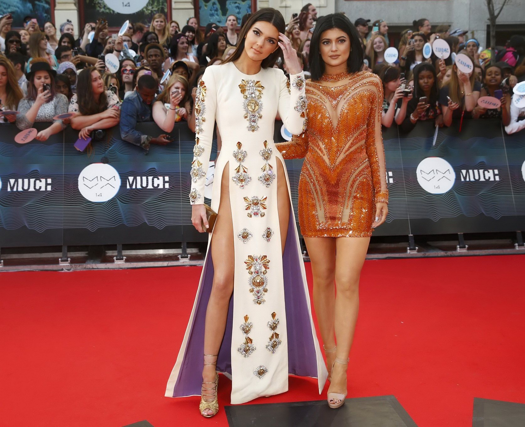 Kendall and Kylie Jenner braless and pantyless at MuchMusic Video Awards in Toro #75193774
