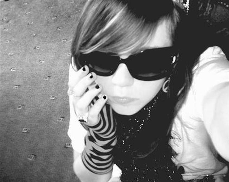 Autofotos de jóvenes emo que se ven lindas
 #67633883