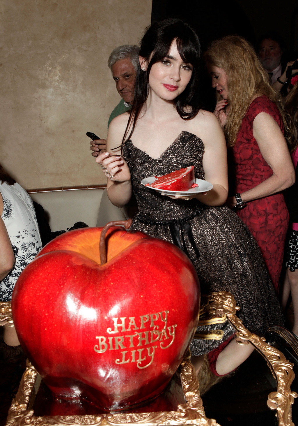 Lily Collins looks very hot in strapless dress on her birthday at Mirror-Mirror  #75270051