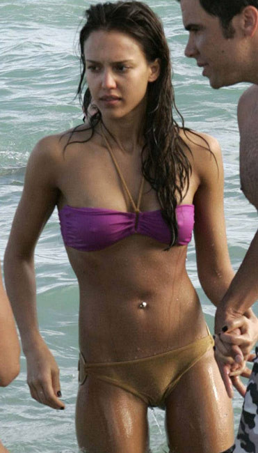 Celebrity Jessica Alba in sexy bikini and nice see thru nipples #75405183