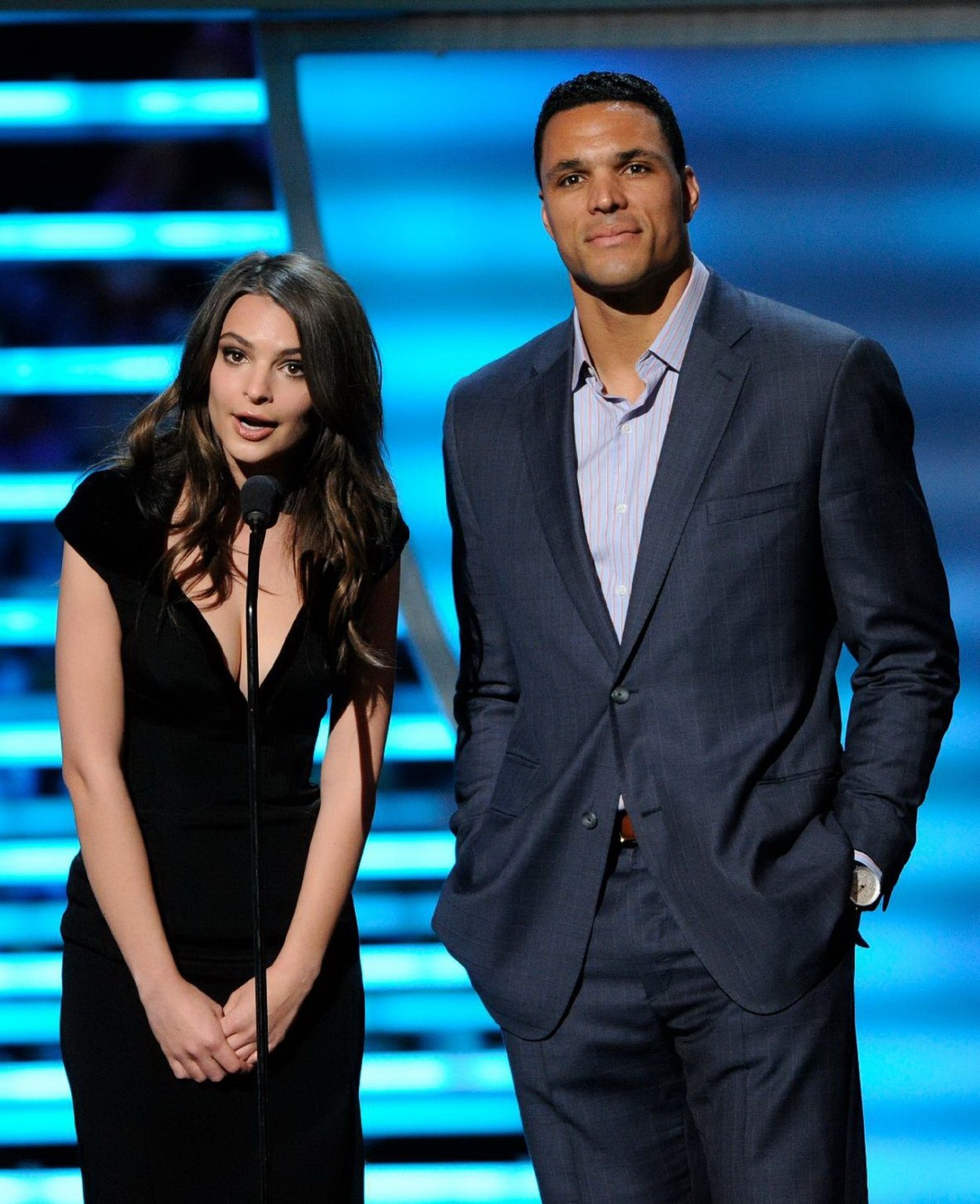 Emily ratajkowski braless showing huge cleavage in a tight black dress at 3rd an
 #75206386