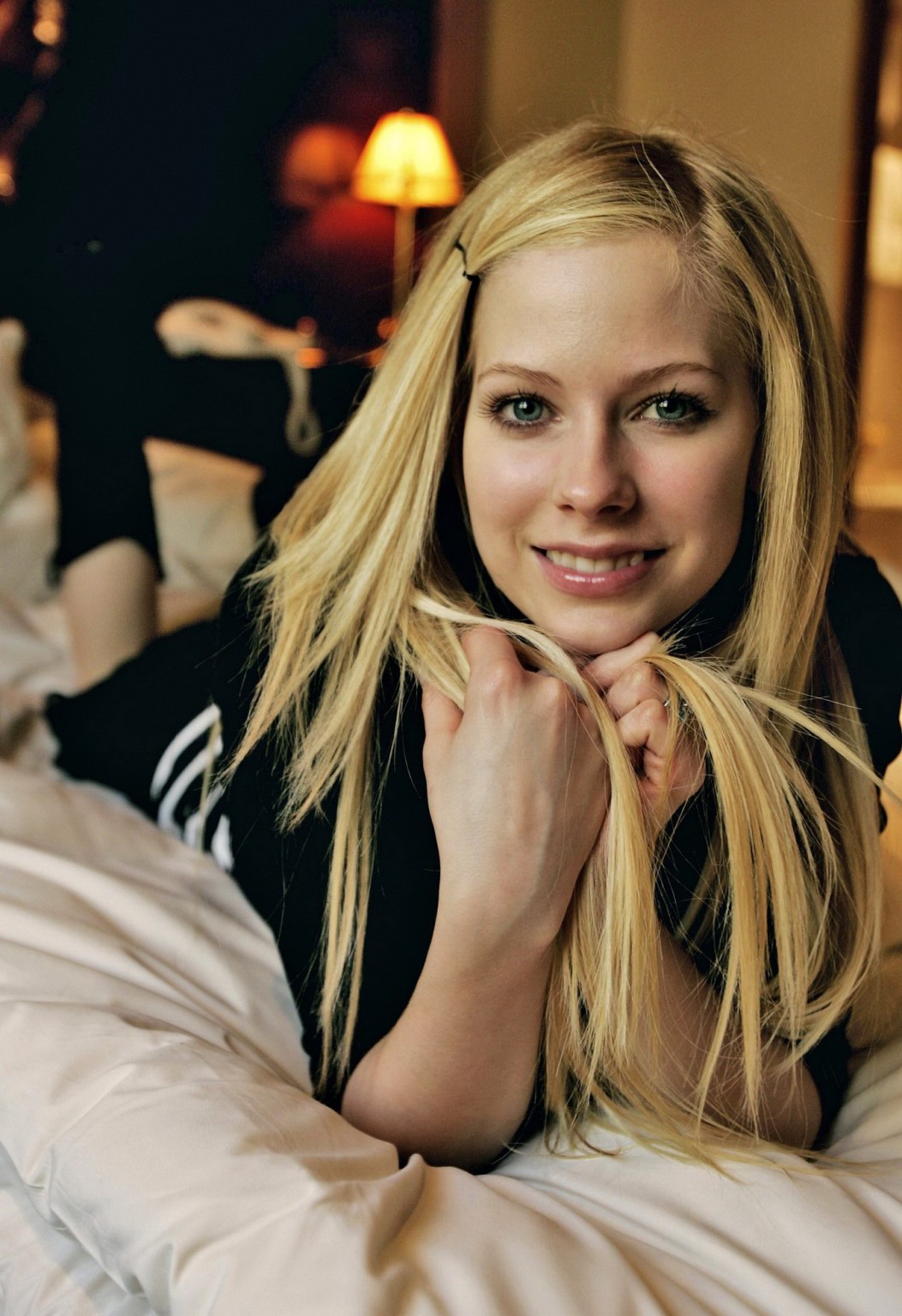 Avril Lavigne topless hiding her precious boobs in Maxim magazine photoshoot #75329252