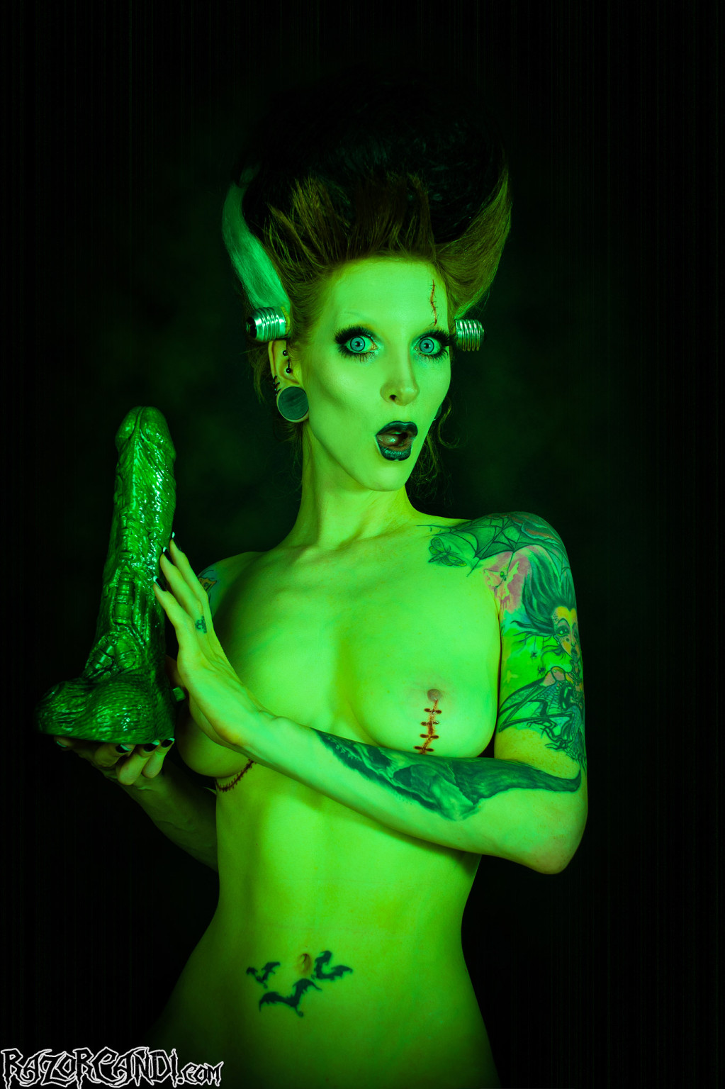 Bride of Frankenstein finds a huge cock for Halloween #72587365