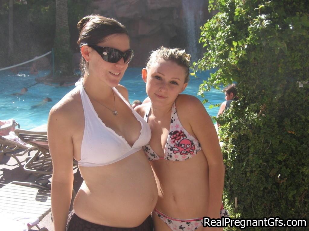 Amateur preggo Freundinnen
 #67538529