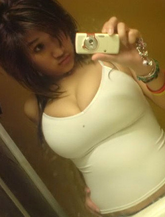 淫乱なEmo teenがオンラインで露出
 #76457749