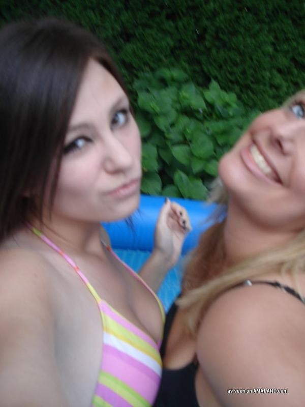 Kinky lesbo teens having fun together on cam #77030612