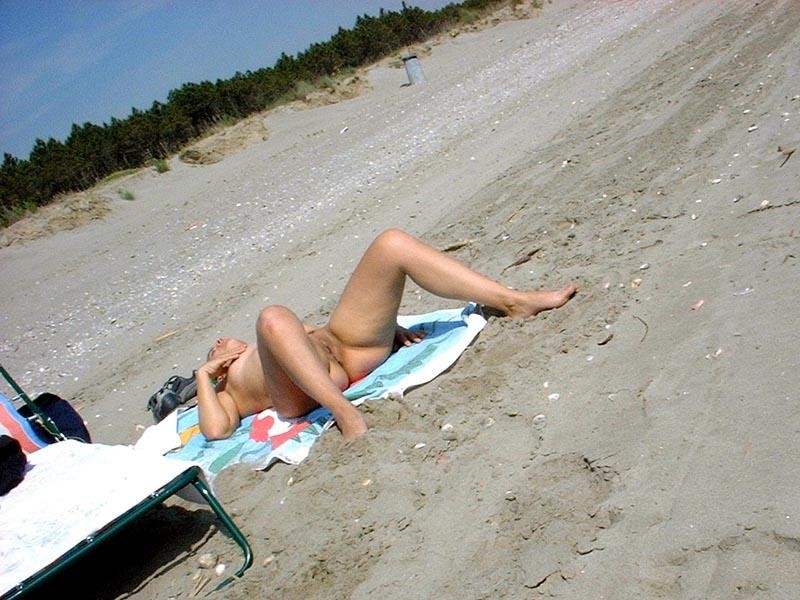 Warnung - Echte unglaubliche FKK-Fotos und -Videos
 #72271567
