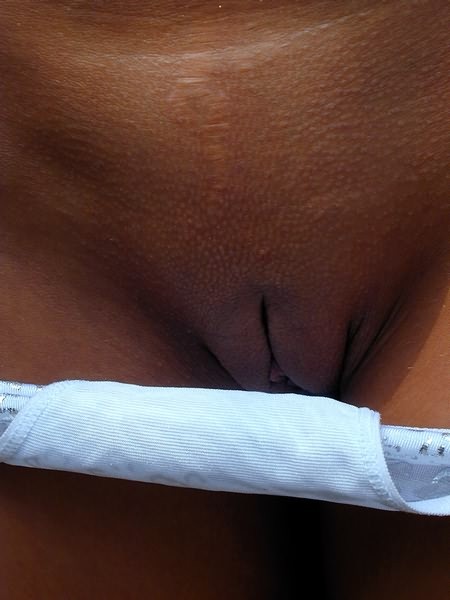 Exhibitionist nackt im Freien
 #78641537