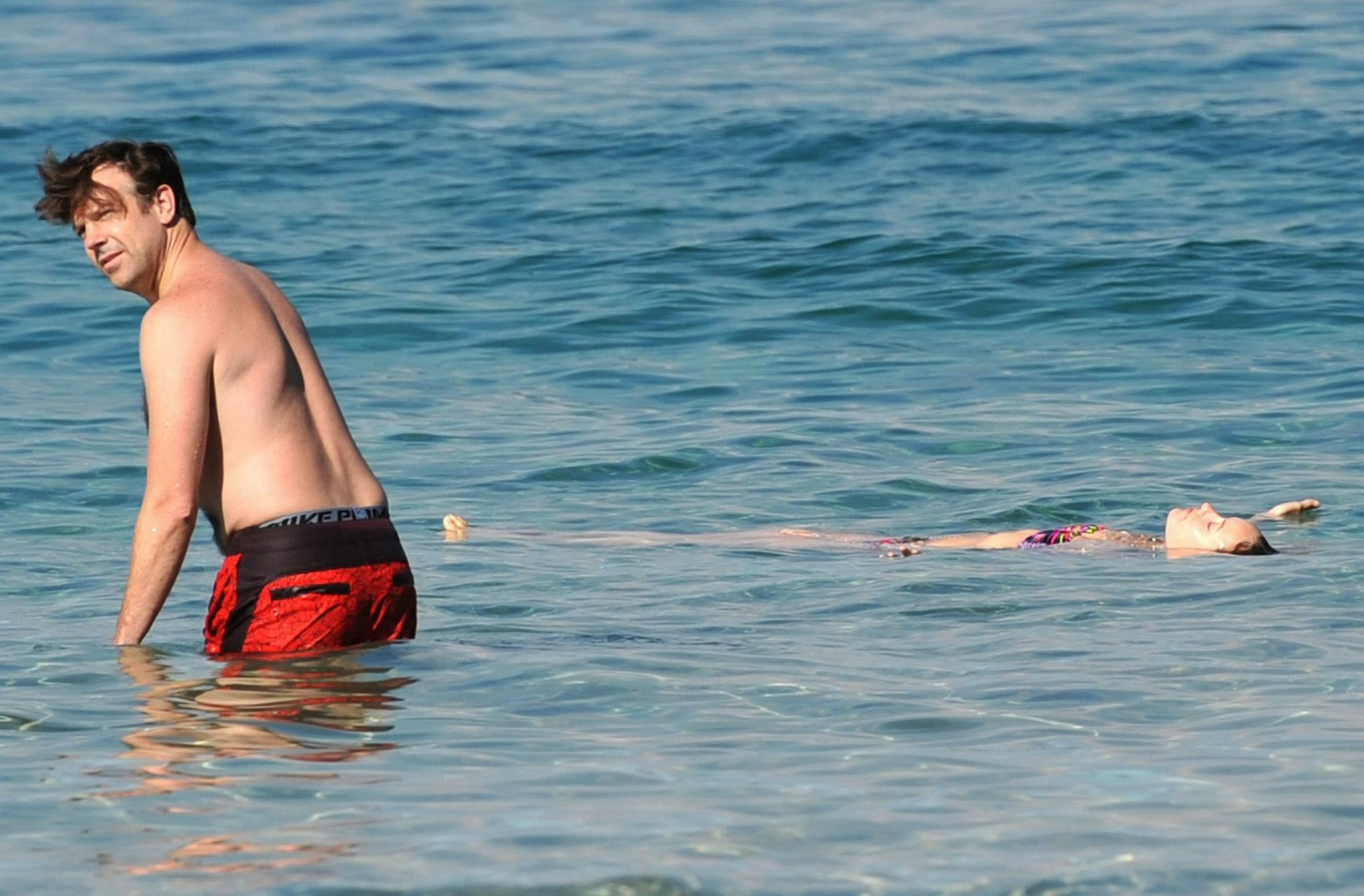 Olivia Wilde che mostra il suo corpo in bikini su una spiaggia di Maui
 #75177930