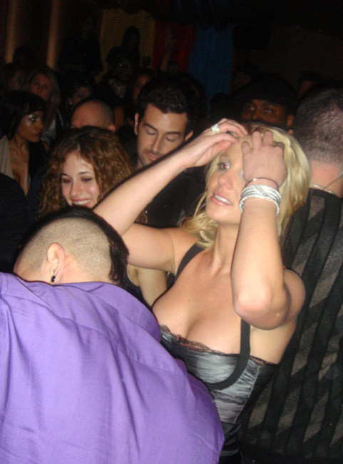Nasty Promi Britney Spears schön upskirt Muschi und Arsch
 #75406841