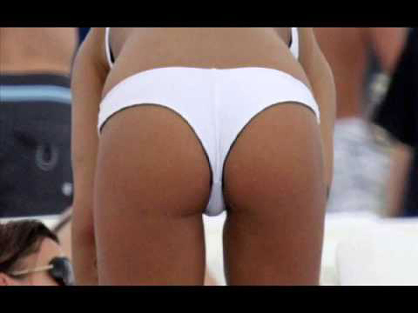 Elisabetta Canalis enjoying on beach and showing perfect body and sexy ass in bl #75370023