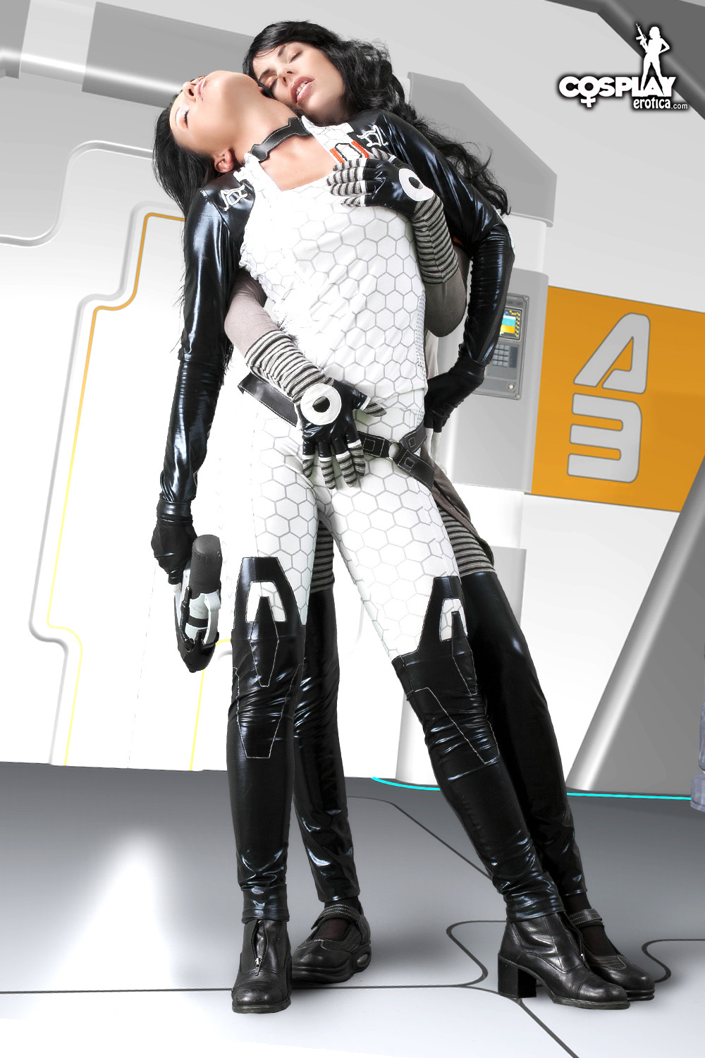 Mass Effect cosplay #75734191