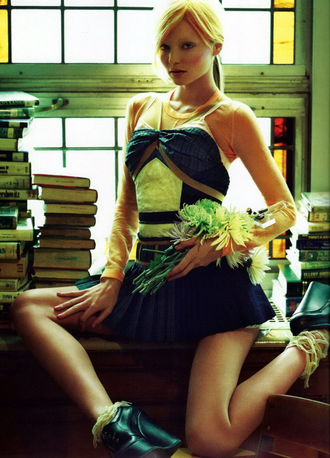 Miranda Kerr in topless indossando il vestito da scolaretta nel photoshoot di numero june
 #75347475