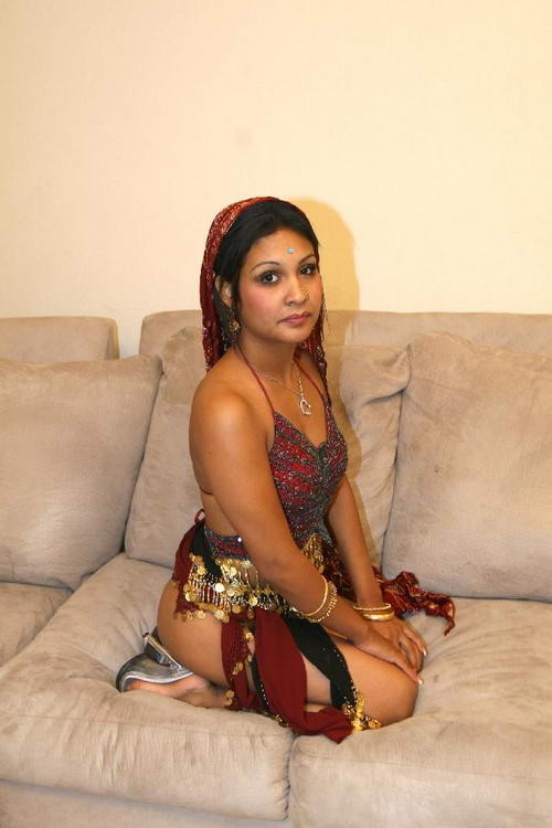 Hot indian chick Monkia gets her pussy drilled and ends up cum showered #77423859