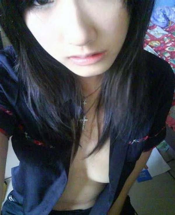 Photos of sexy amateur gorgeous Oriental babes #68434378