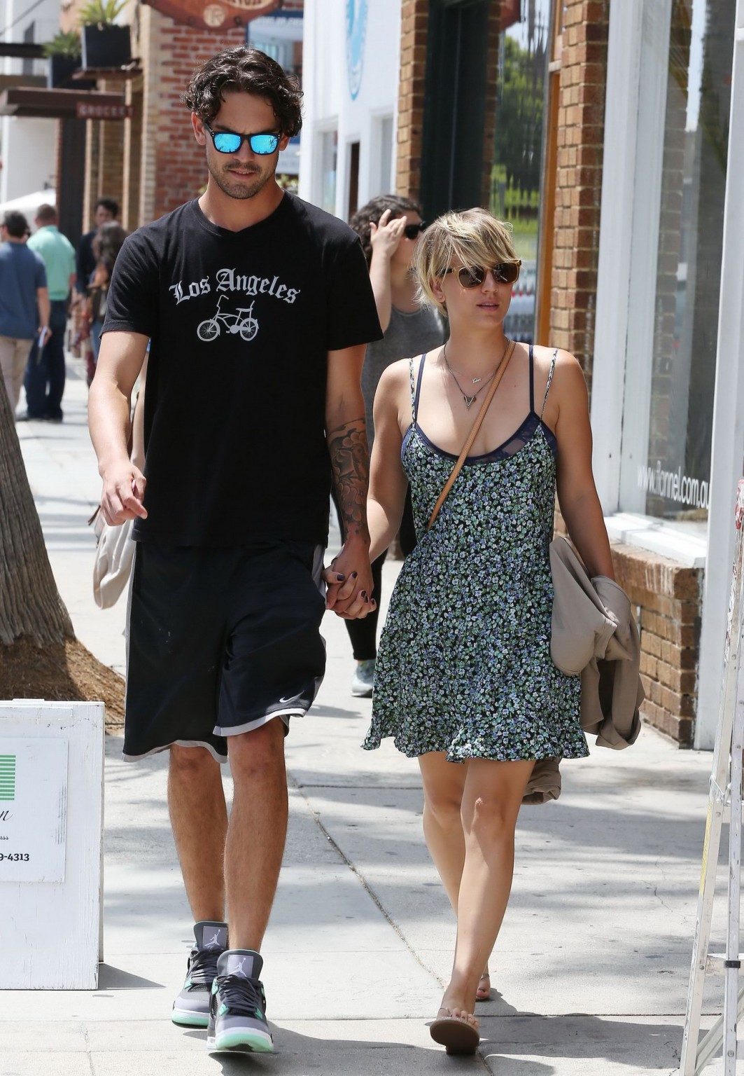 Kaley Cuoco boasting in her full bra all over Los Angeles #75193155