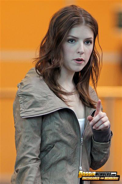 Pictures of Oscar-nominated teen star Anna Kendrick looking bangable #75166418