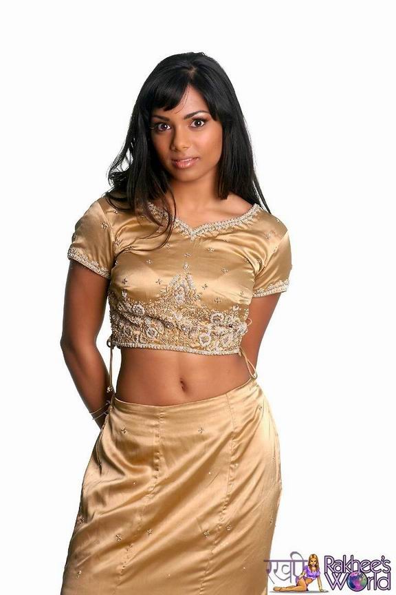 Sexy indisches Babe neckt
 #77772316