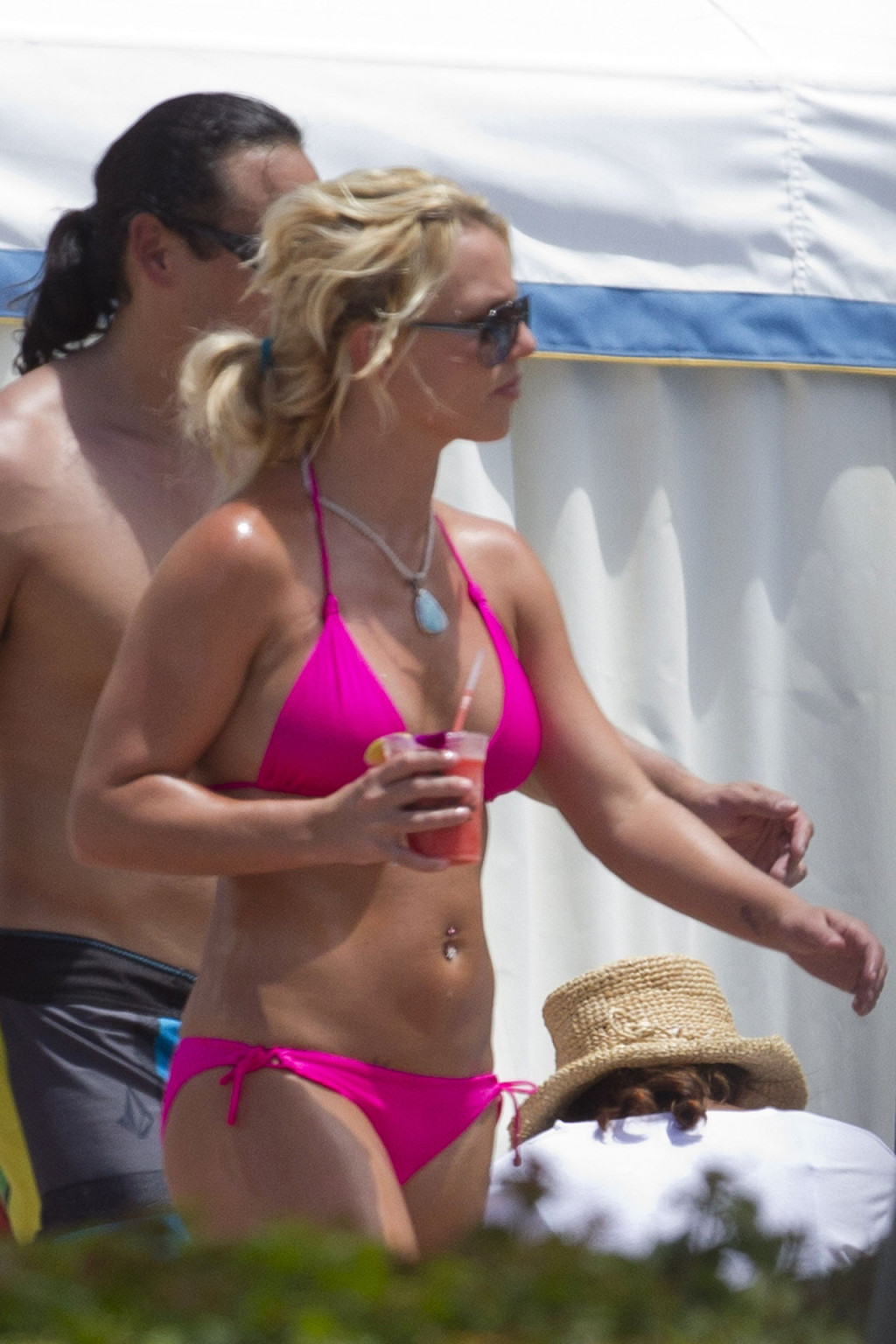 Britney Spears exposing sexy body and nice tits in bikini on beach #75335191