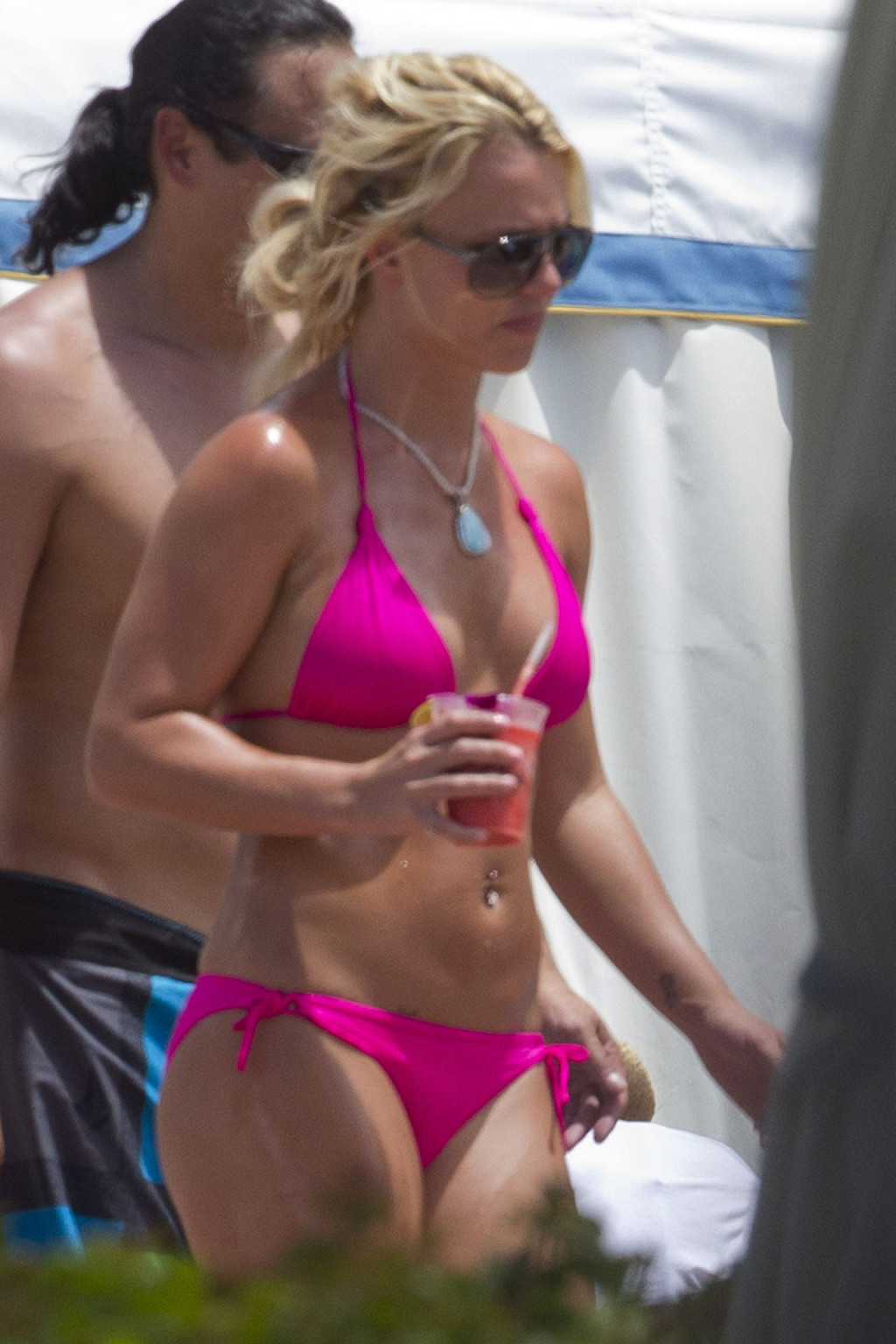 Britney Spears exposing sexy body and nice tits in bikini on beach #75335194