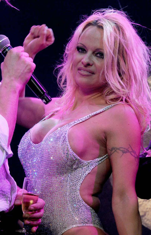Celebrity Pamela Anderson Showing Her Great Big Boobs