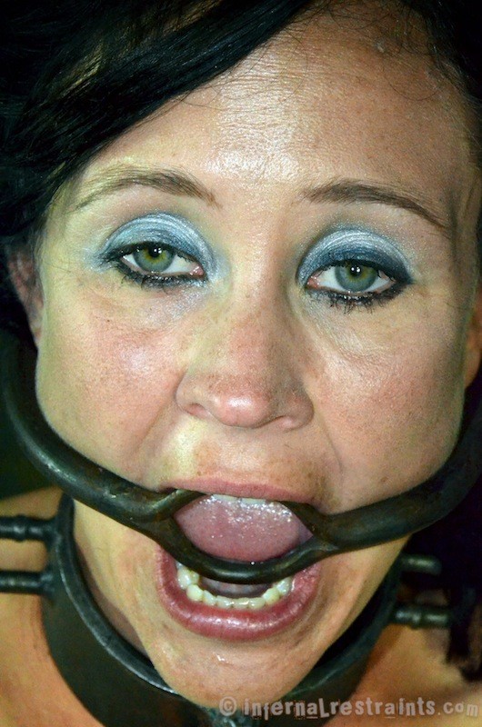 Poppy James dominated and certain in steel her naked entire body spanked #72033521