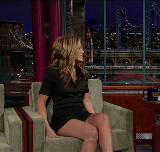 Jennifer aniston tette esposte e vedere attraverso il vestito
 #75438320