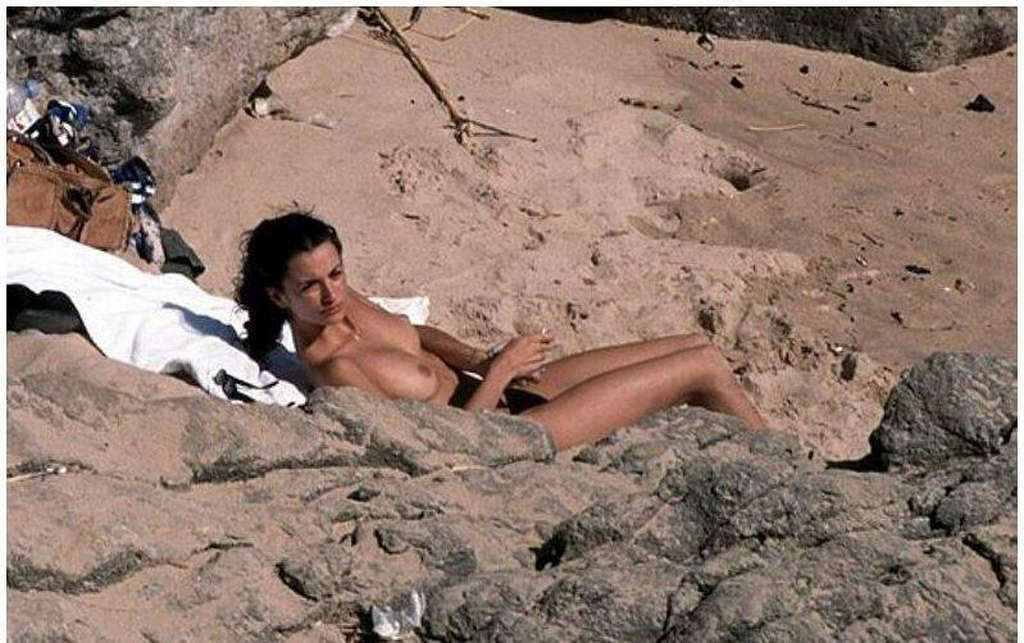 Penelope Cruz exposing sexy body and huge nude boobs on beach #75326738