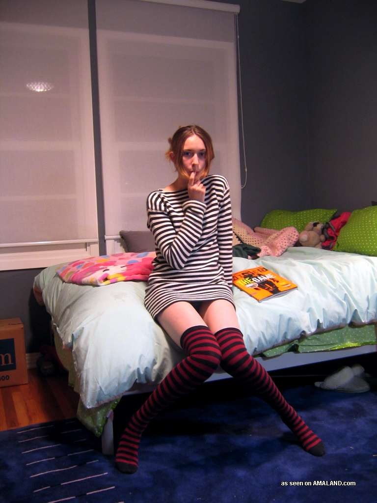 Petite amateur teen girlfriend posing in panties and handcuffs #78647203
