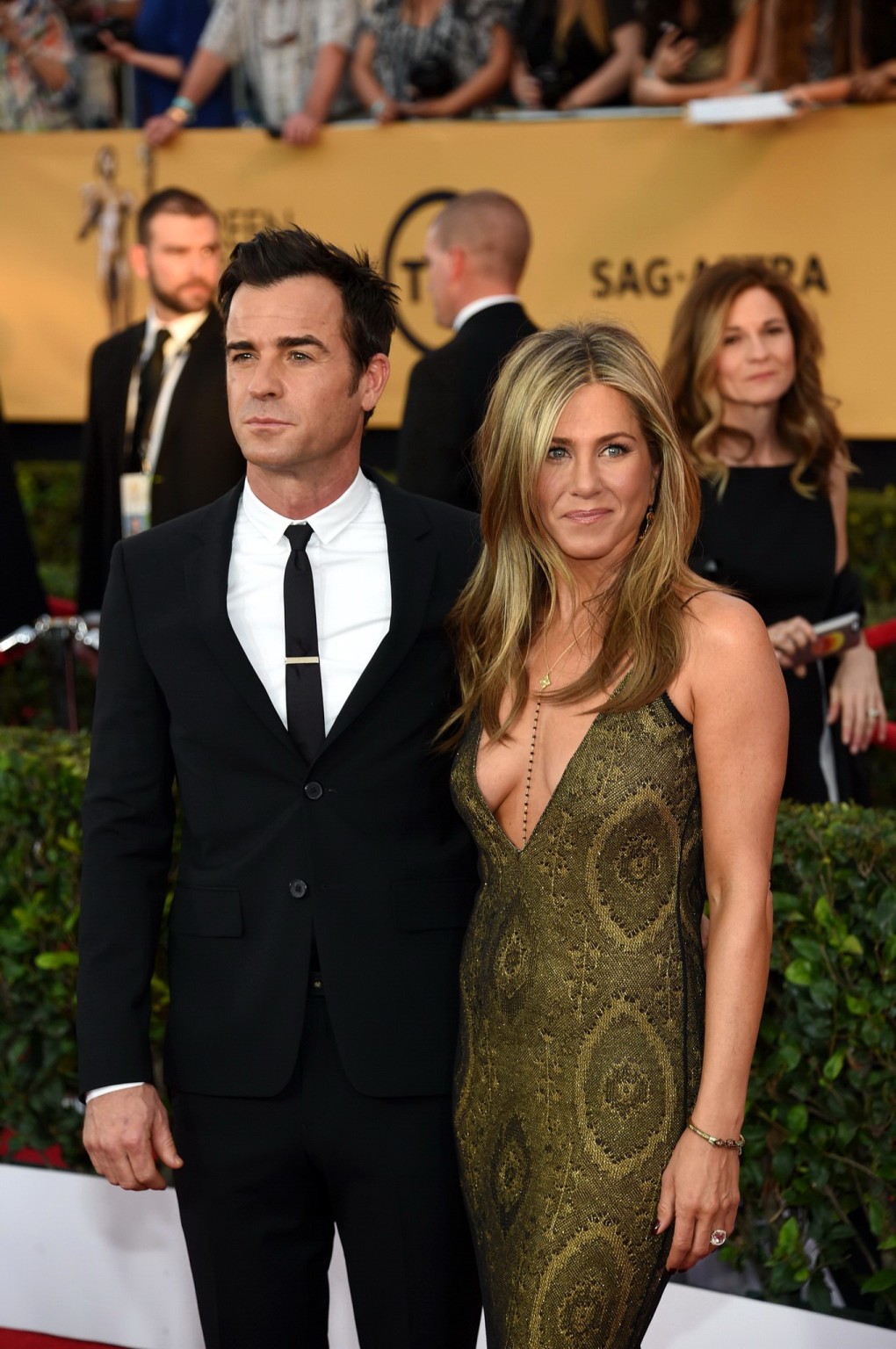 Jennifer Aniston zeigt ein riesiges Dekolleté beim 21. jährlichen Screen Actors Guild Award
 #75174409