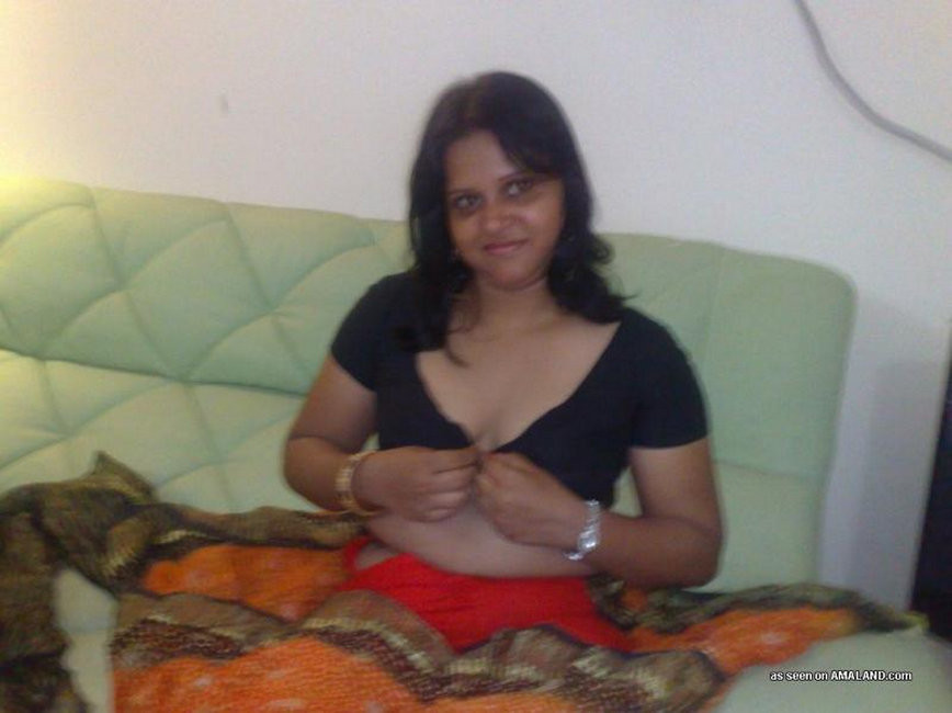 インド人女性の裸とセックス
 #67141743