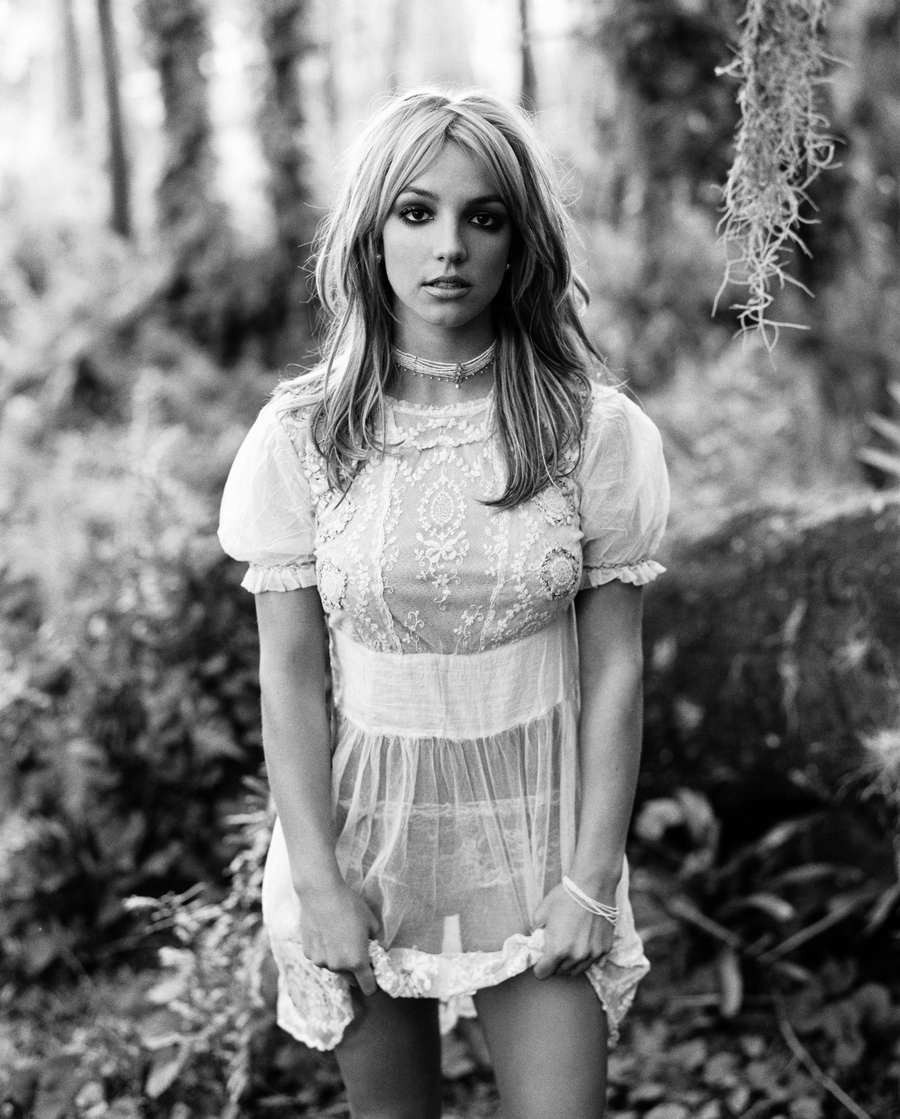 La chanteuse pop Britney Spears : photos sexy réelles
 #75443691