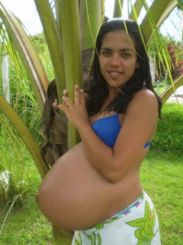 Gfs embarazadas posando y follando
 #67772535