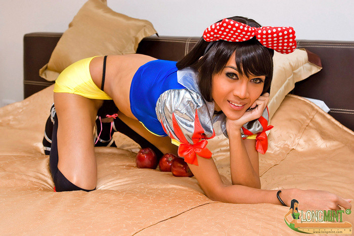 Ladyboy Mint is an extremely naughty Snow White #70046862