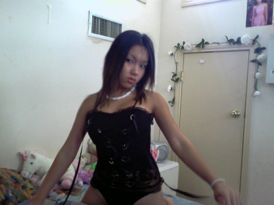 Asian gfs are posing and fucking for the camera gallery 17 #67878390